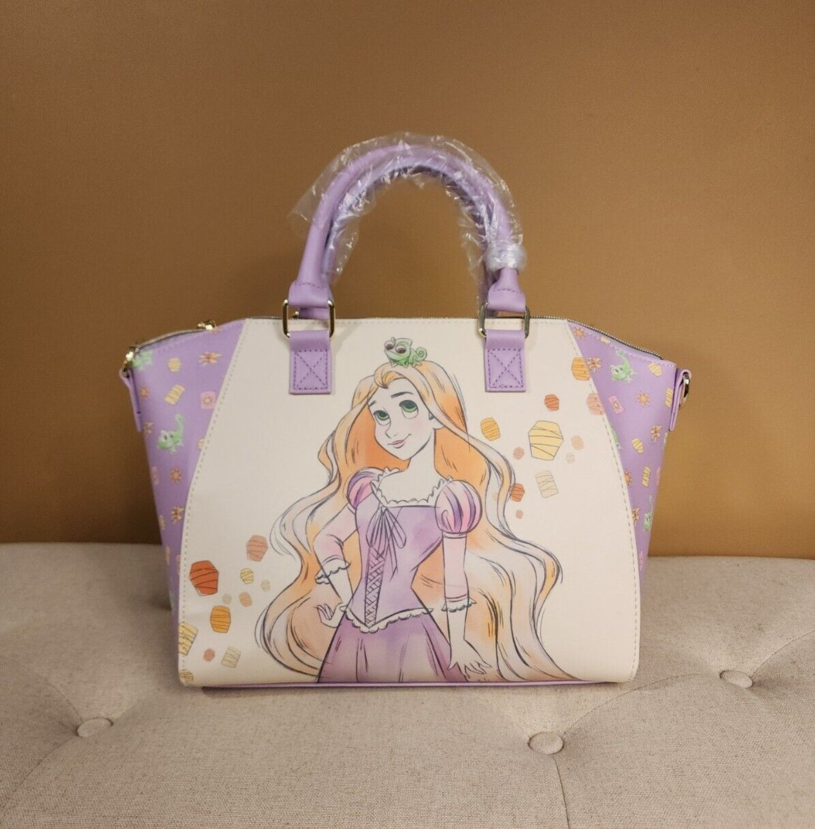Tangled Rapunzel Pascal Handbag Get Lojos Mojo