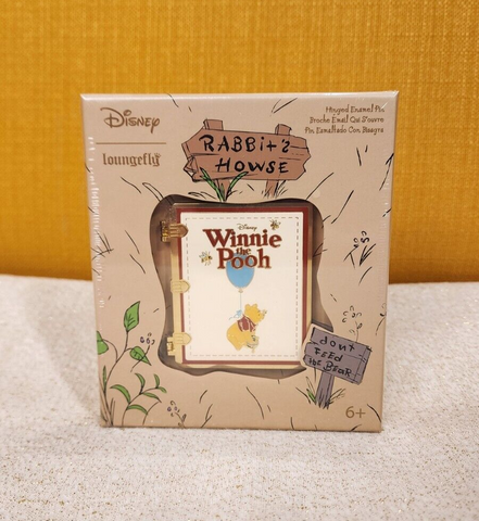 Winnie the Pooh Classic Story Book Hinged 3" Pin