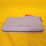 Betsey Johnson Purple Quilted Daisy Flower Spring Wallet Wristlet Zip Around