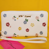 Betsey Johnson White Floral Flower Embroidered Wallet Wristlet Zip Around