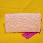 Betsey Johnson Pink Quilted Daisy Flower Spring Wallet Wristlet Zip Around
