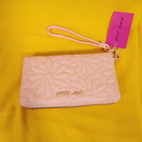 Betsey Johnson Pink Quilted Daisy Flower Spring Wallet Wristlet Zip Around