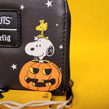 Loungefly Peanuts Halloween Trick-Or-Treat Snoopy Woodstock Soft Tag Zip Wallet