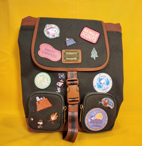 Loungefly Peanuts Snoopy Beagle Scout Canvas Patches Sak Mini Backpack