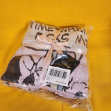 Cakeworthy Disney Minnie Mouse Comic Woven Knit Throw Blanket Pink