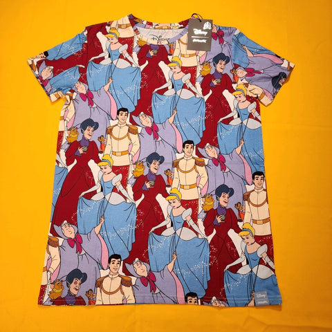 Cakeworthy Disney Princess Cinderella Character AOP T-Shirt Crewneck Medium